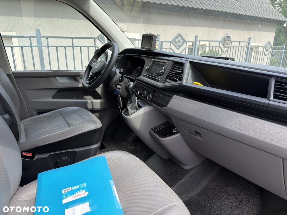 Volkswagen T6 - 11