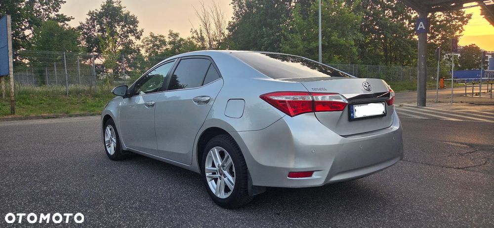 Toyota Corolla 1.6 Prestige - 4