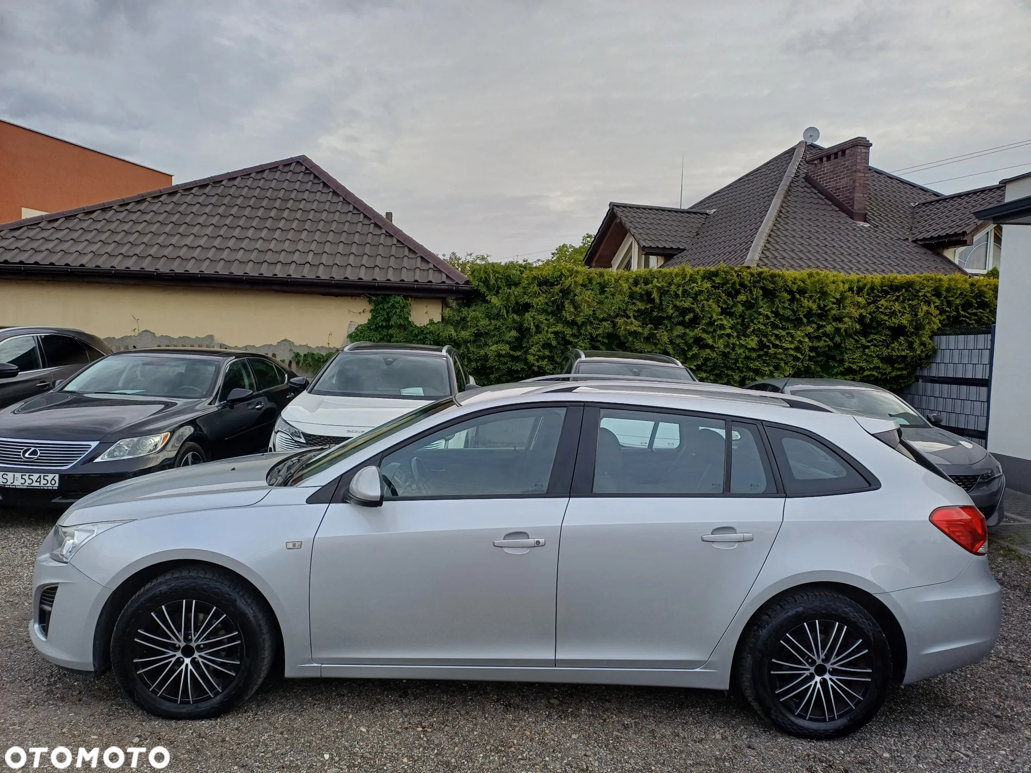 Chevrolet Cruze Station Wagon 1.6 LS+ - 3