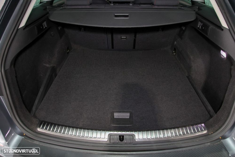 SEAT Leon ST 2.0 TDI FR DSG S/S - 41