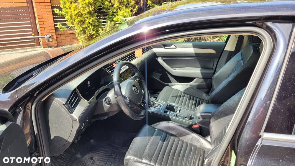 Volkswagen Passat 2.0 TDI 4Mot Elegance DSG - 6