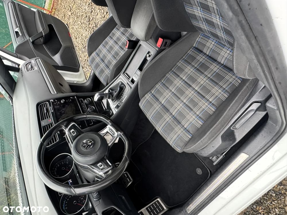 Volkswagen Golf 1.4 GTE Plug-In-Hybrid DSG - 18