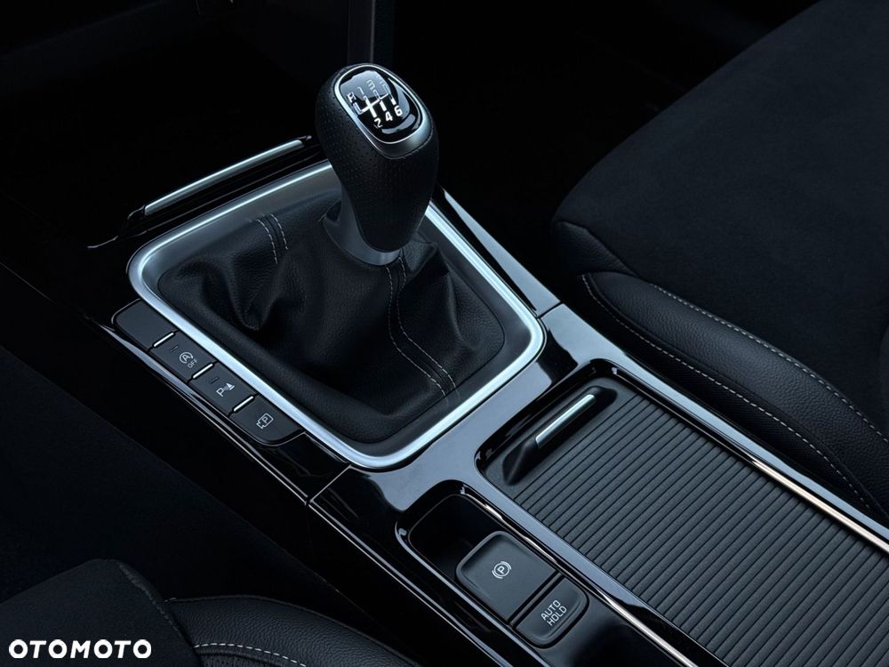 Kia ProCeed 1.5 T-GDI GT Line - 18