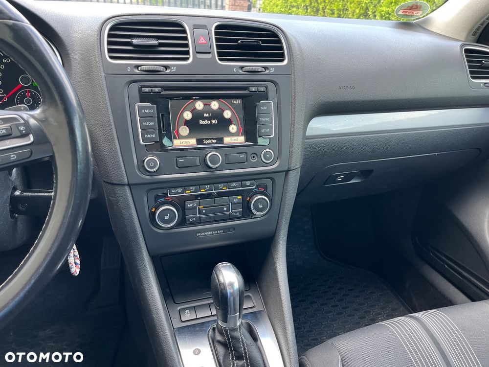 Volkswagen Golf 2.0 TDI DPF DSG MATCH - 9