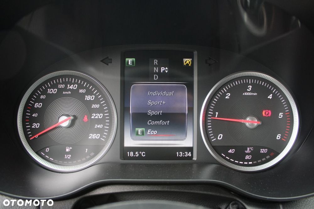 Mercedes-Benz Klasa C 200 (BlueTEC) d 7G-TRONIC Avantgarde - 26