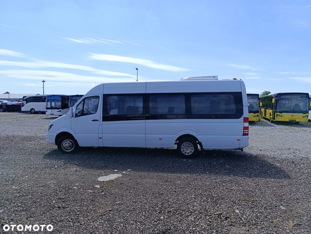 Mercedes-Benz Sprinter 519 - 10