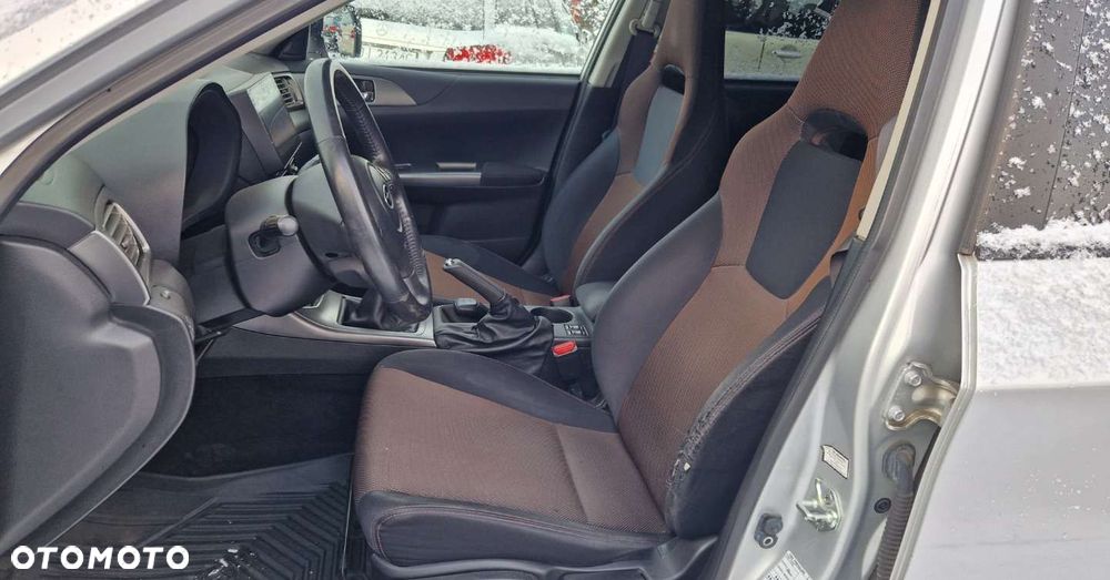 Subaru Impreza XV 2.0R - 15