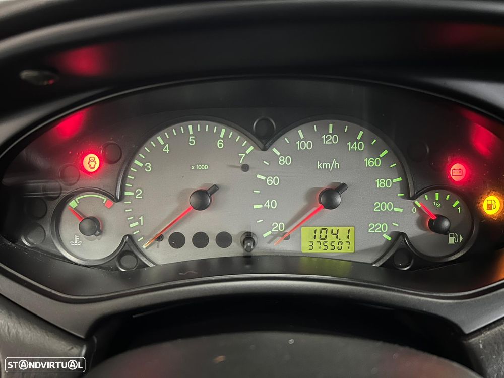 Ford Focus 1.8 TDdi Trend - 15