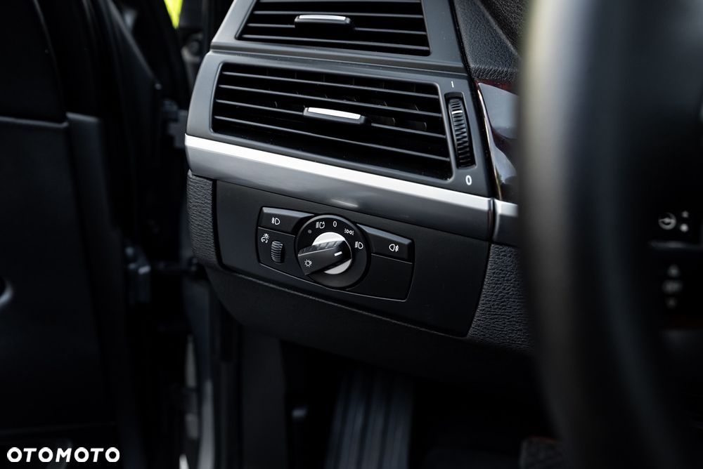 BMW X5 3.0sd xDrive - 28