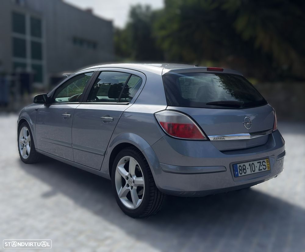 Opel Astra 1.7 CDTI Cosmo M5 - 4