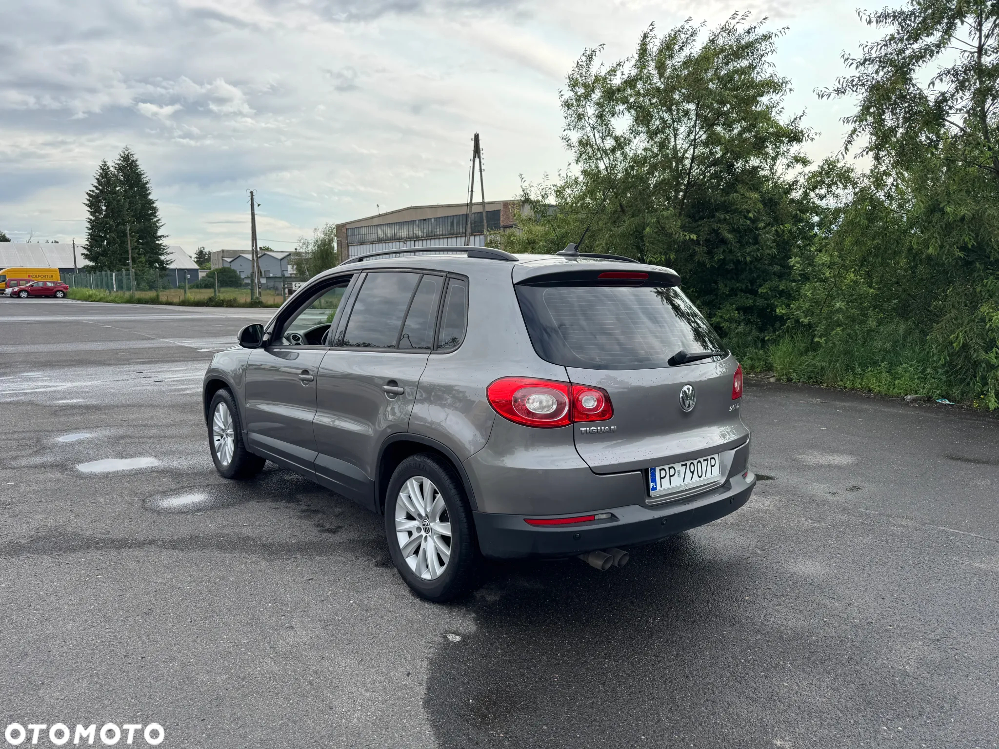 Volkswagen Tiguan - 6