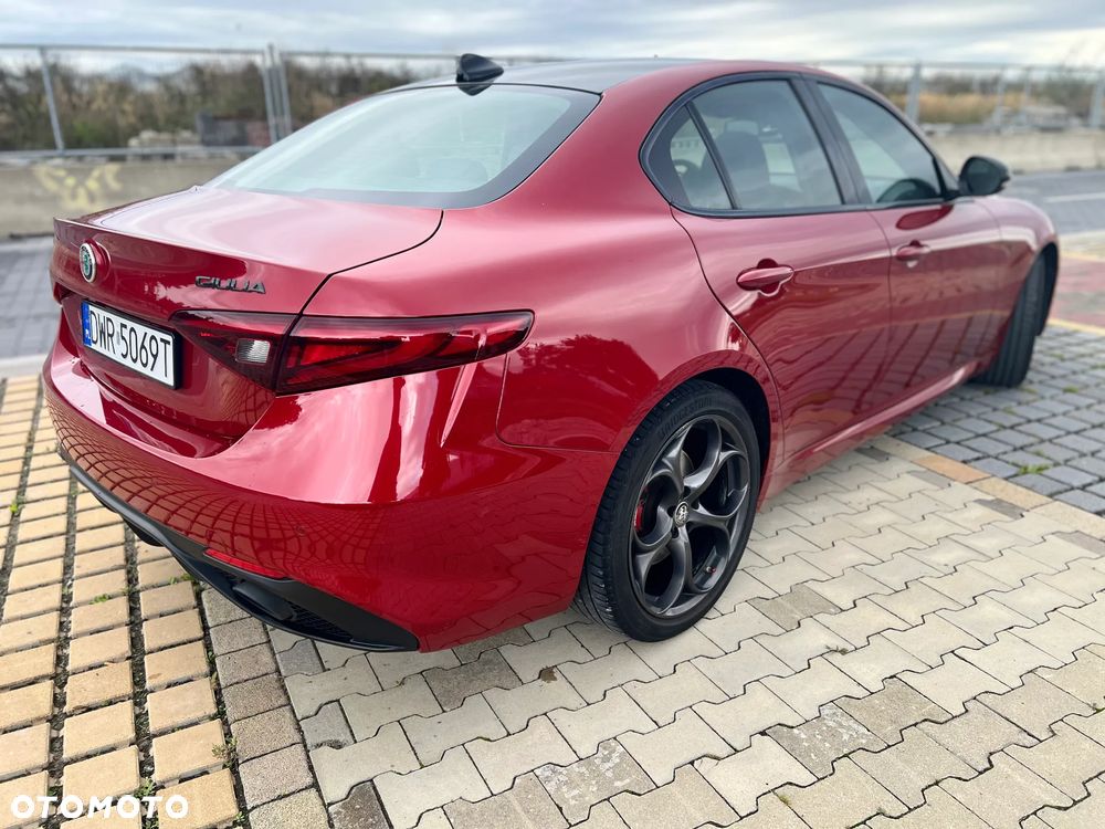 Alfa Romeo Giulia 2.0 Turbo 16V AT8-Q4 Veloce Ti - 7