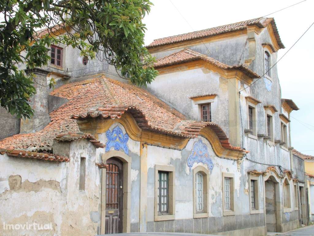 Moradia apalaçada para venda a 10 minutos do centro de Aveiro - Grande imagem: 3/60