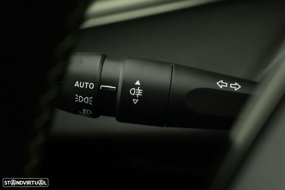 Peugeot 308 1.2 PureTech GT EAT8 - 17