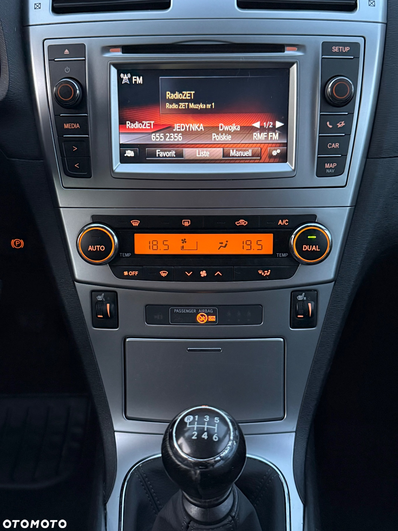 Toyota Avensis Combi 1.8 Edition - 15