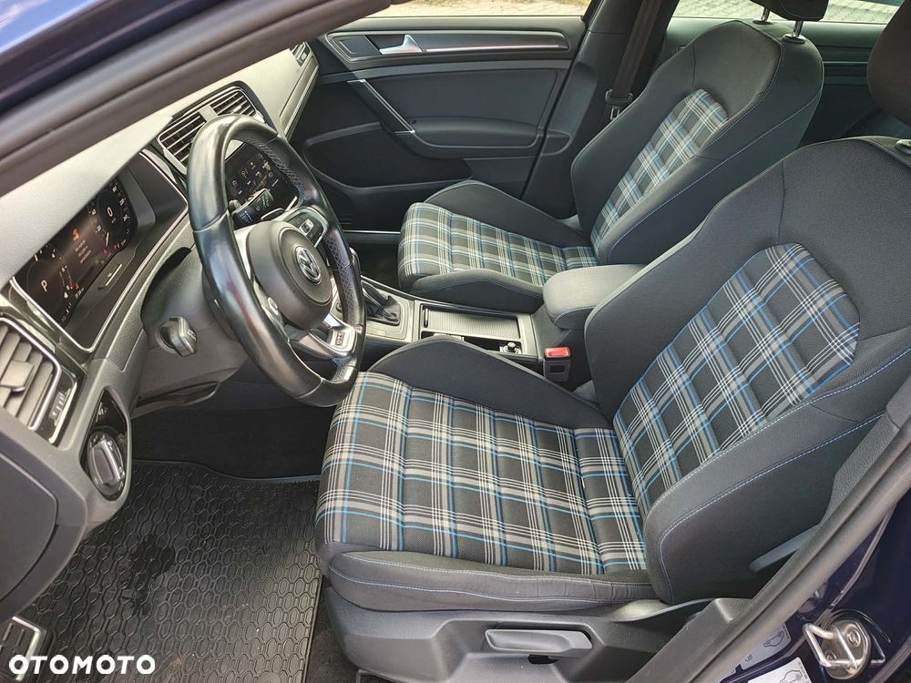 Volkswagen Golf 1.4 TSI Plug-In-Hybrid GTE - 14