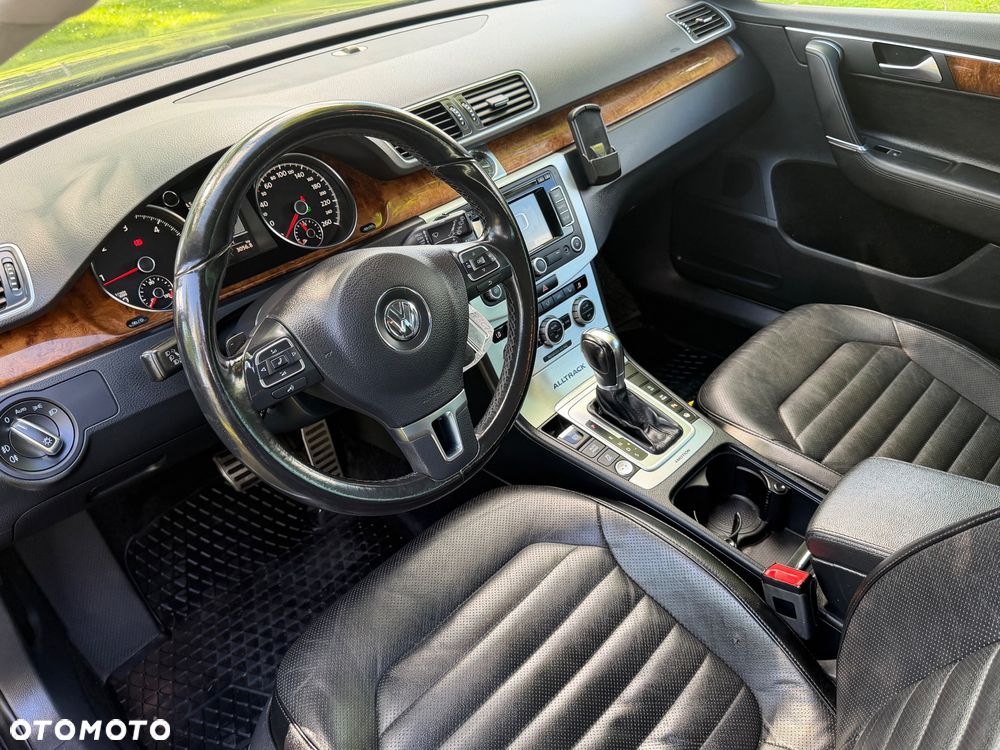 Volkswagen Passat Alltrack 2.0 TDI 4Mot DSG - 22