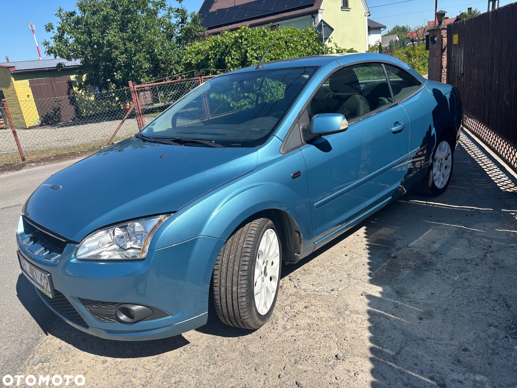 Ford Focus Coupe-Cabriolet 2.0 16V Blue Magic - 1