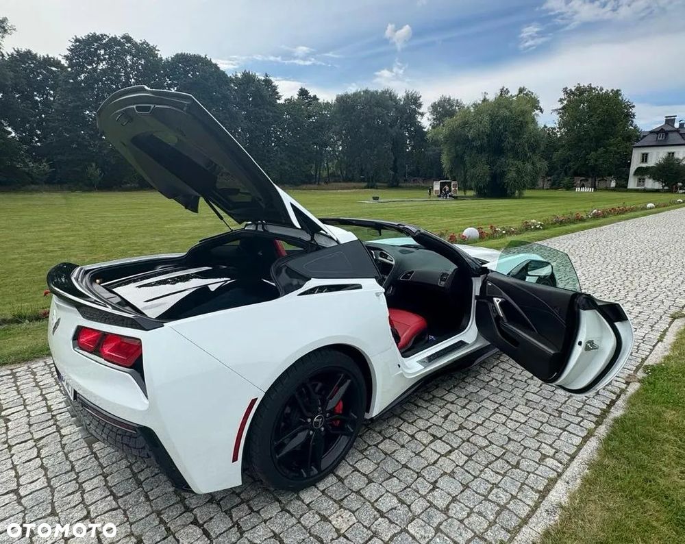 Chevrolet Corvette - 7
