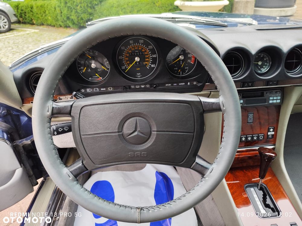 Mercedes-Benz SL - 15