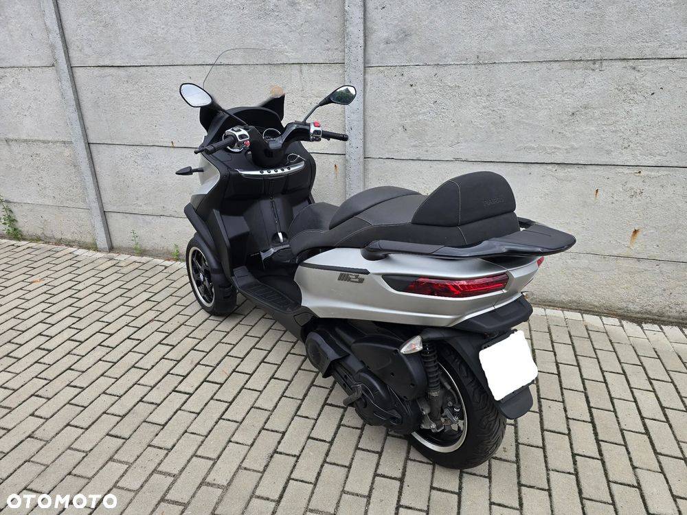 Piaggio MP-3 - 11