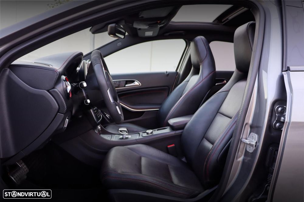 Mercedes-Benz A 45 AMG 4-Matic - 16