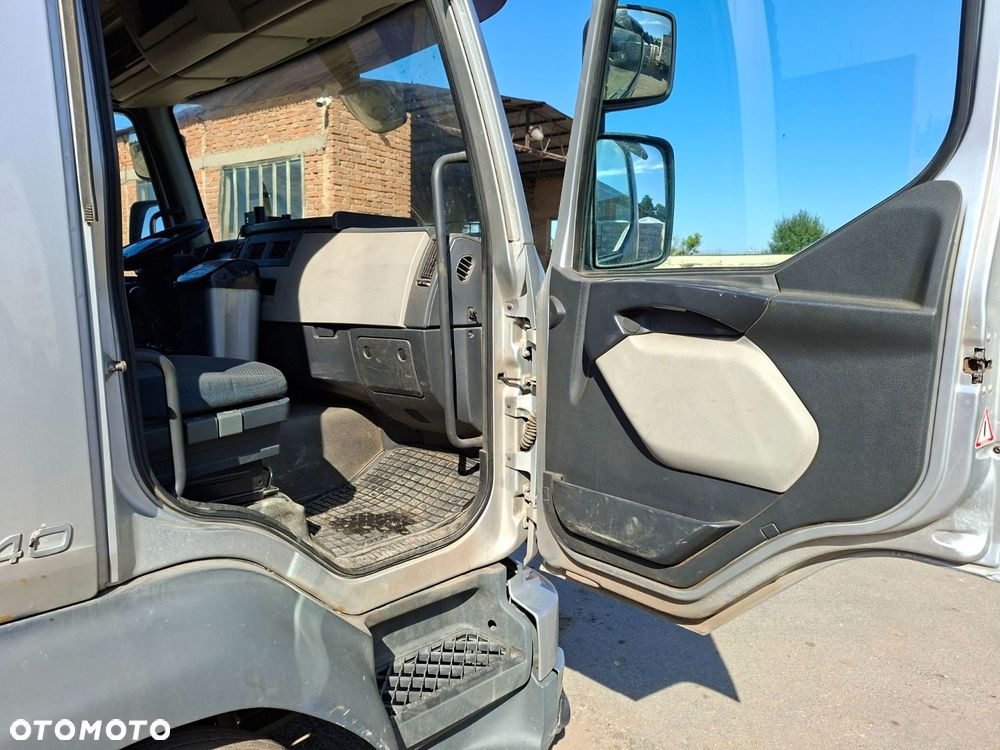 Volvo Fl 240 - 31