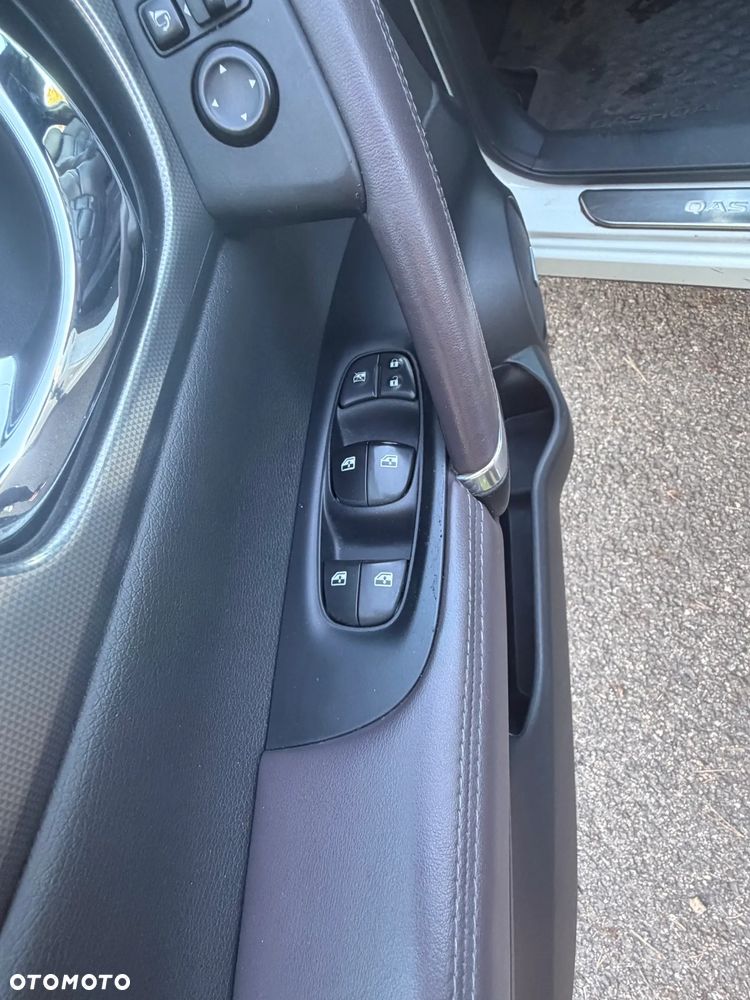 Nissan Qashqai - 11
