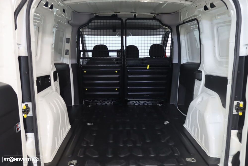 Fiat Doblo Cargo 1.3 Multijet 3L - 19