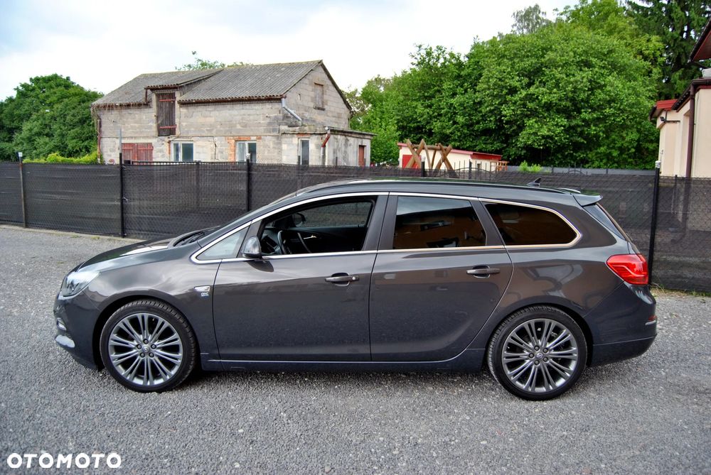Opel Astra 1.4 T Cosmo S&S - 8