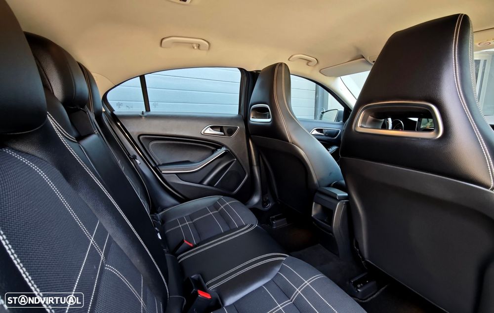 Mercedes-Benz A 180 d Urban - 15