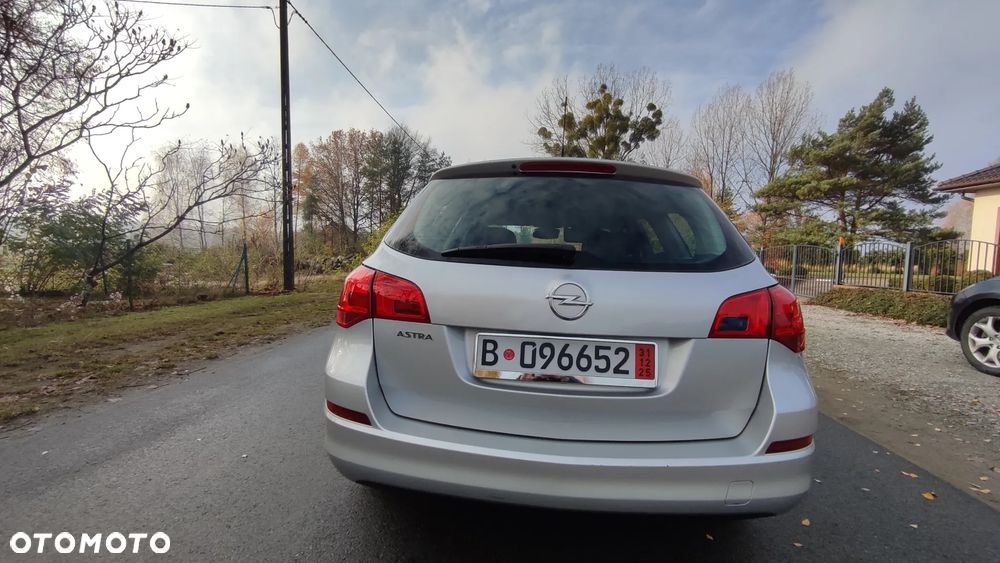 Opel Astra - 22