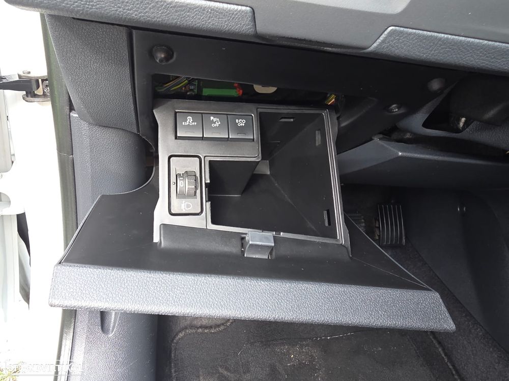 Peugeot 508 SW 1.6 e-HDi Allure 2-Tronic - 25