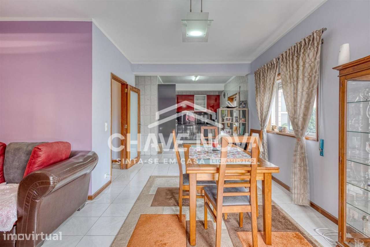 Apartamento T2 - Baguim do Monte - Grande imagem: 3/16