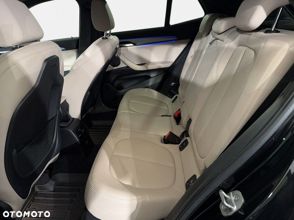 BMW X2 - 15