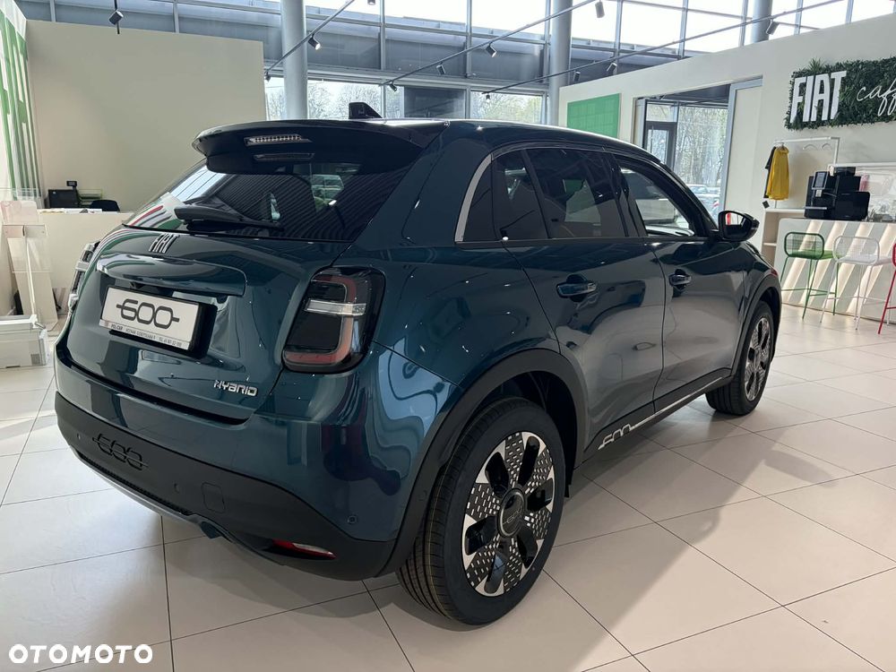 Fiat 600 1.2 Turbo La Prima eDCT - 3