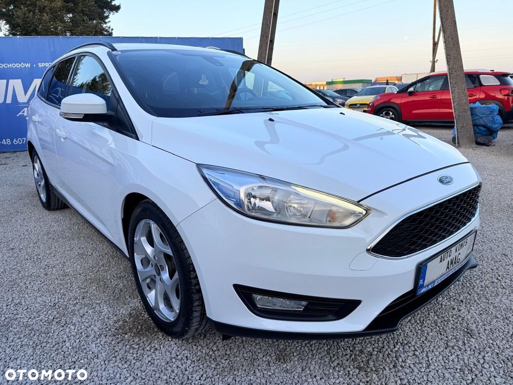 Ford Focus SW 1.0 EcoBoost S&S COOL&CONNECT - 4