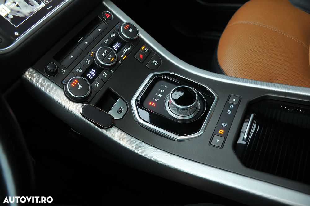 Land Rover Range Rover Evoque - 16