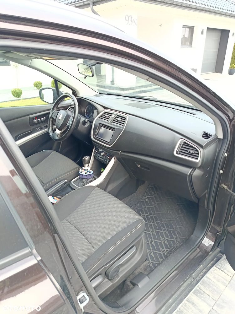 Suzuki SX4 S-Cross - 9