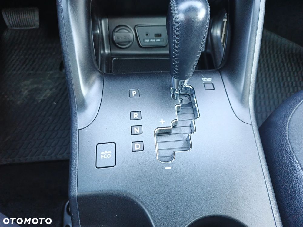 Hyundai ix35 2.0 CRDi 4WD Automatik Premium - 27