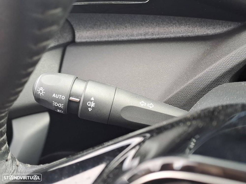 Peugeot 308 1.2 PureTech Allure - 13