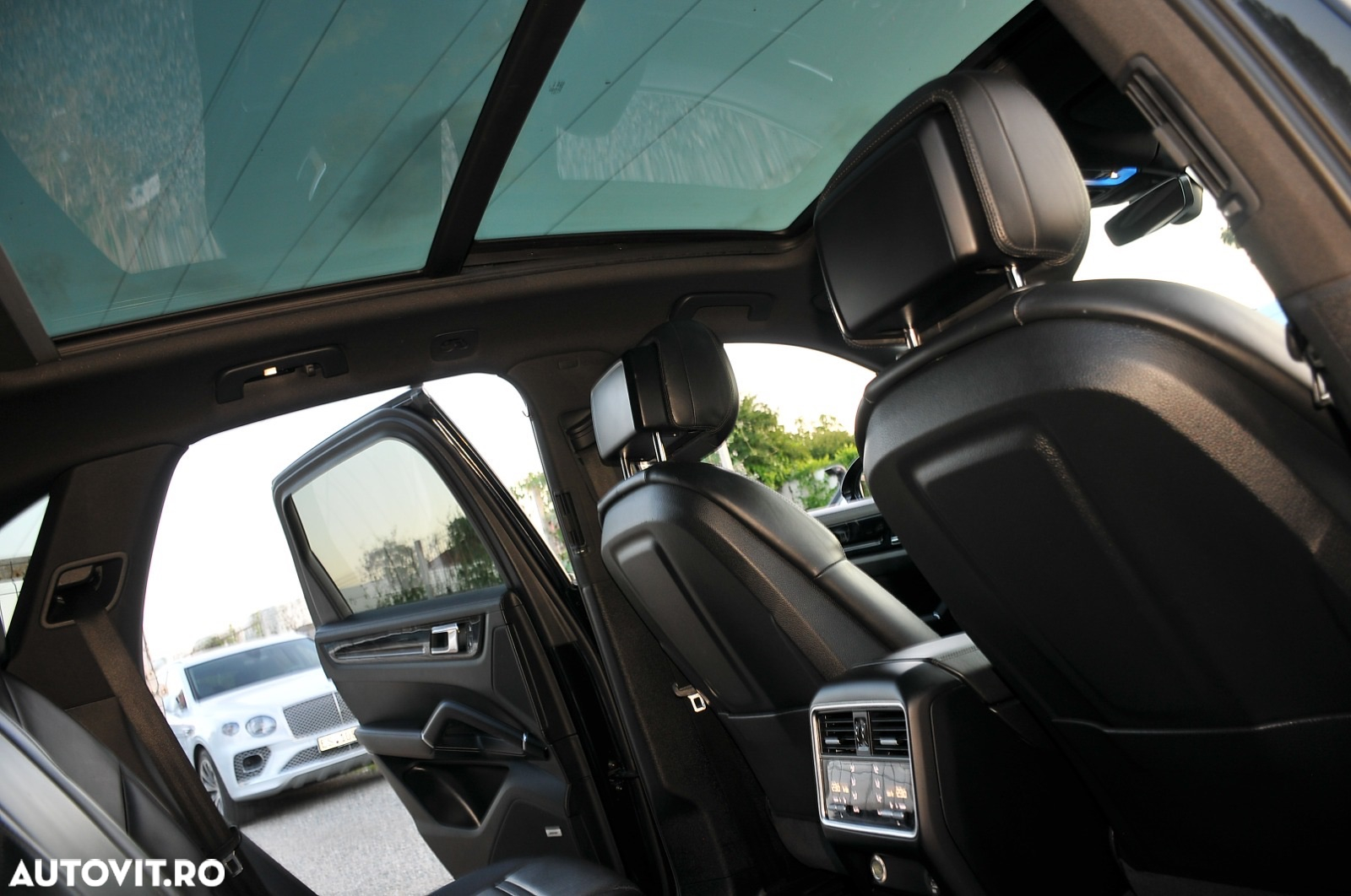 Porsche Cayenne Standard - 15