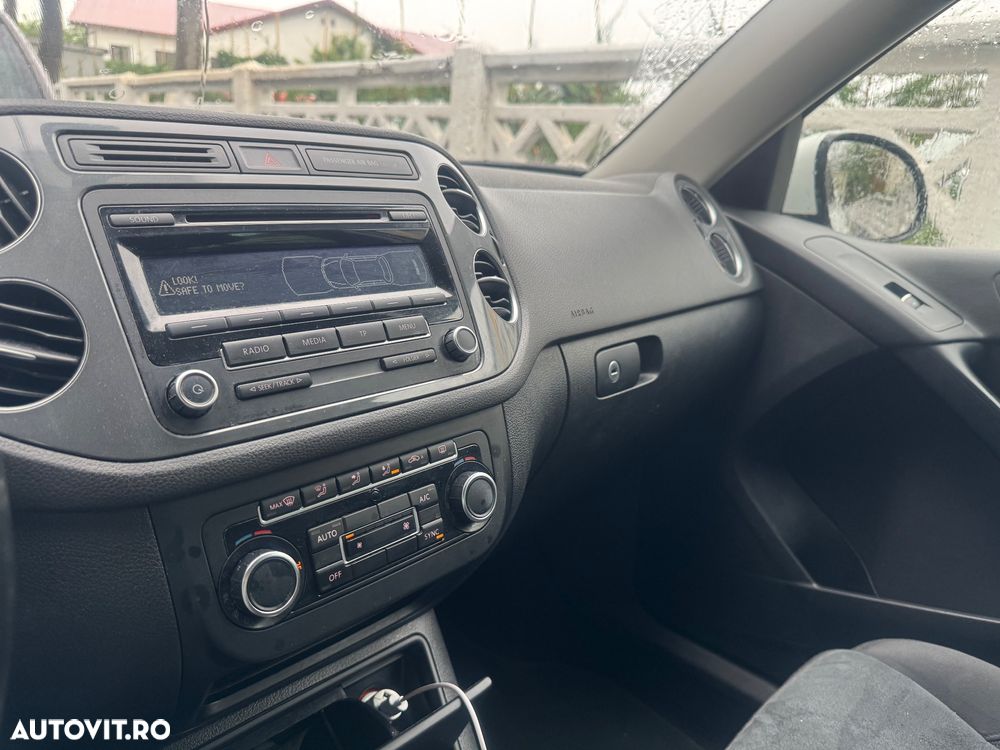 Volkswagen Tiguan 2.0 TDI 4Motion DSG Sport & Style - 12