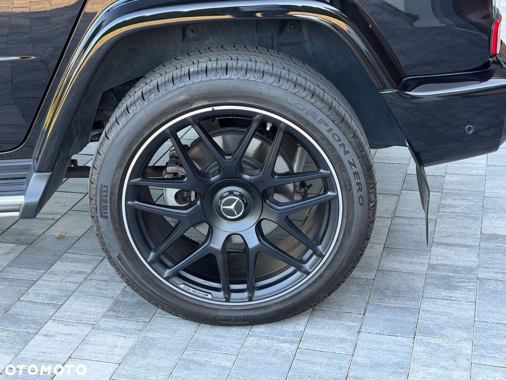 Mercedes-Benz Klasa G 400 d - 38