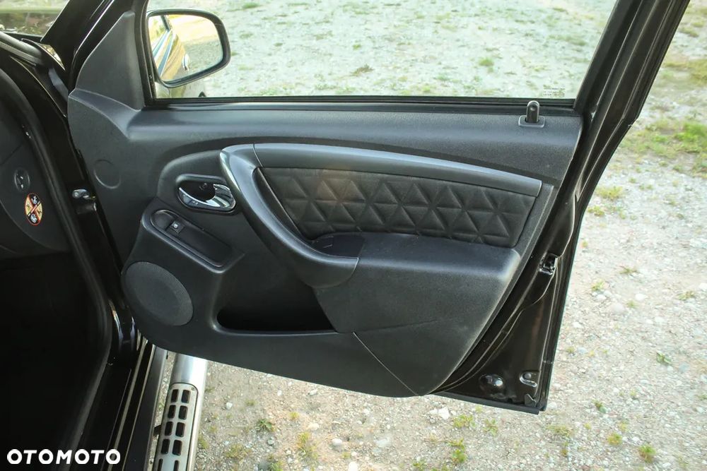 Dacia Duster 1.2 TCe Laureate - 28