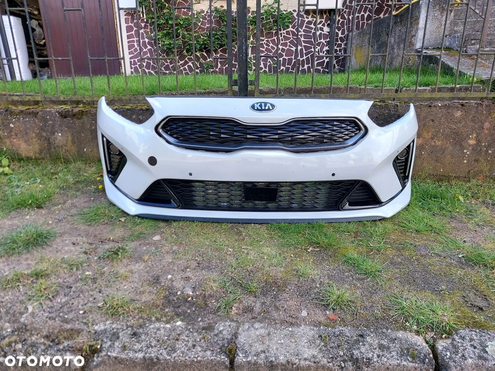Kia Ceed III PHEV 18-21 Zderzak Przód Atrapa - 1