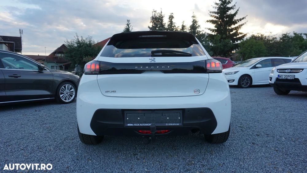 Peugeot 208 BlueHDi 100 GT - 4