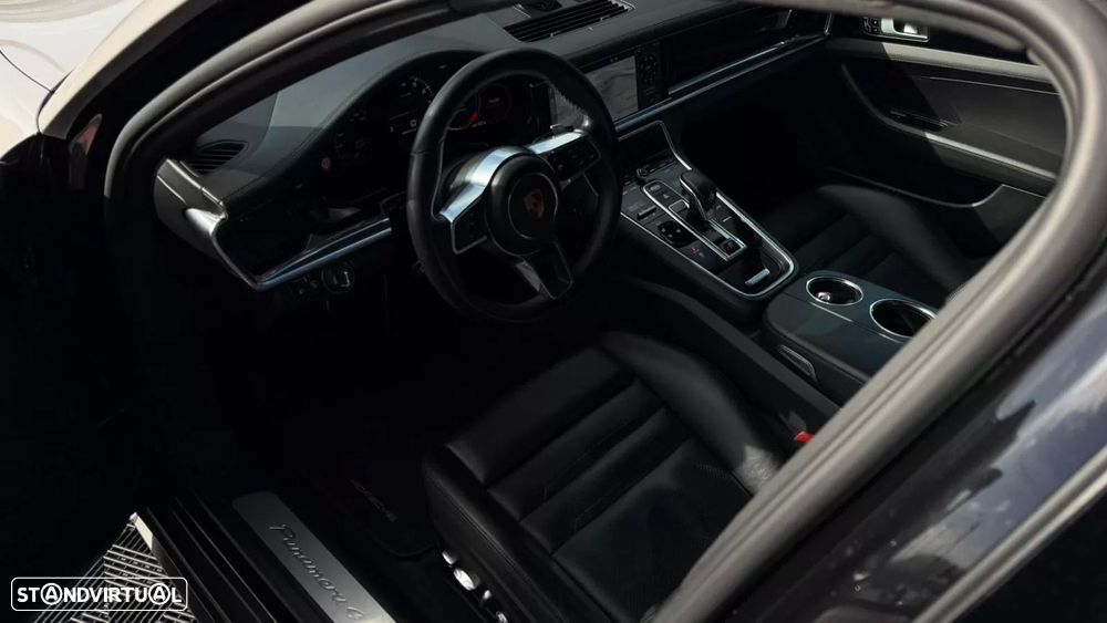 Porsche Panamera Sport Turismo 4 E-Hybrid - 8