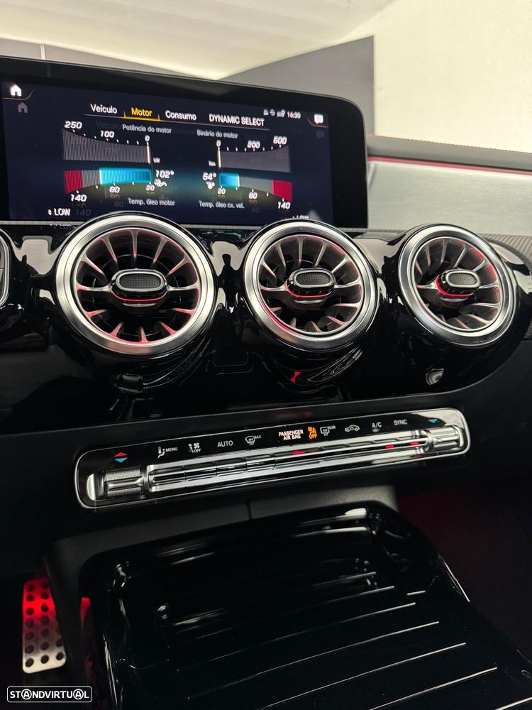 Mercedes-Benz CLA 35 AMG 4Matic - 22