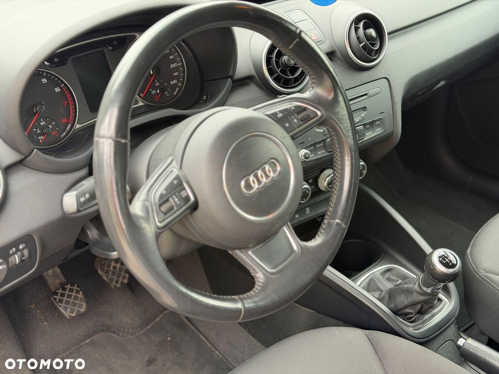 Audi A1 3-drzwiowe 1.2 TFSI admired - 15